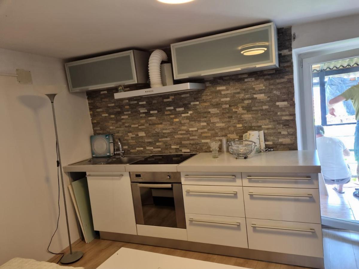 Caci Apartment Črni Kal Екстериор снимка