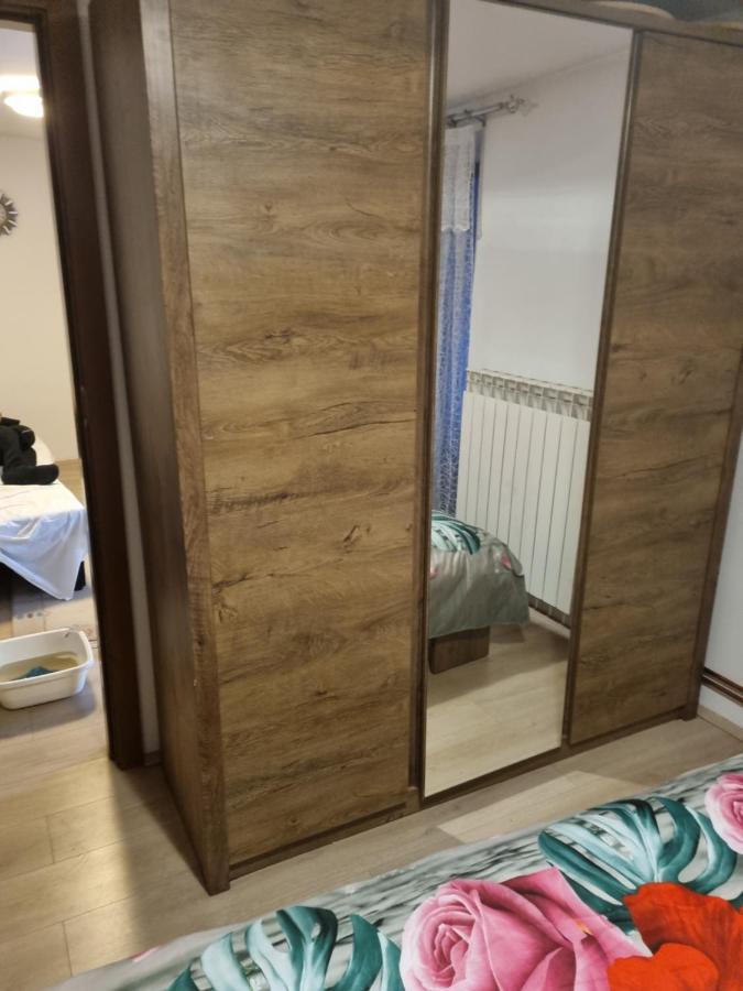 Caci Apartment Črni Kal Екстериор снимка